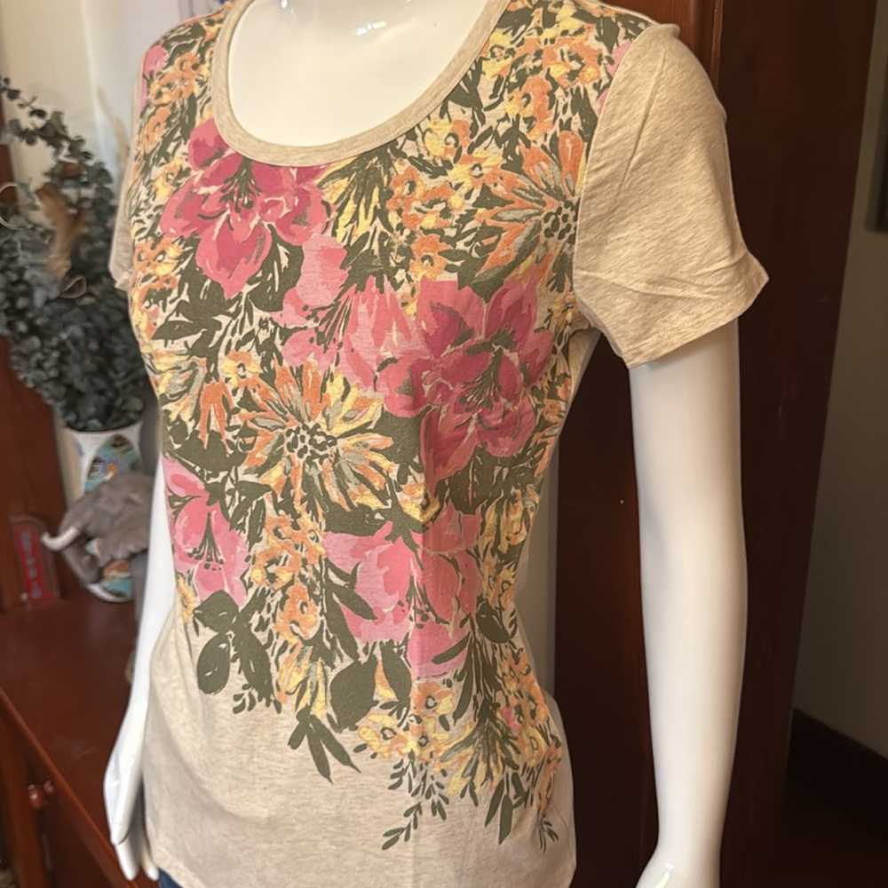NWT Style&Co size small  Floral Print Women's Top